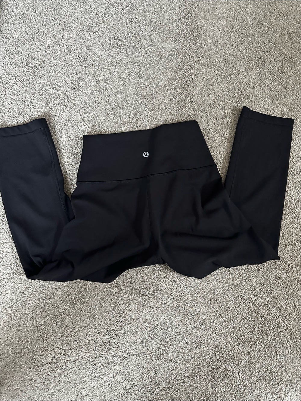 lululemon athletica Black cropped Leggings